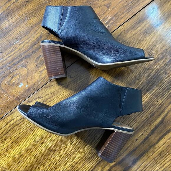 Steve Madden “NonStop” Black Leather Sandals SIZE 9 Chunky Heel Shoes - Picture 11 of 15